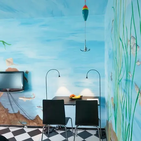 Arty House *